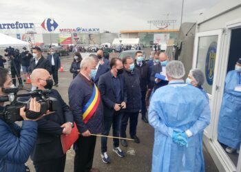 Suceava: Premierul Cîțu, nou îndemn la vaccinare