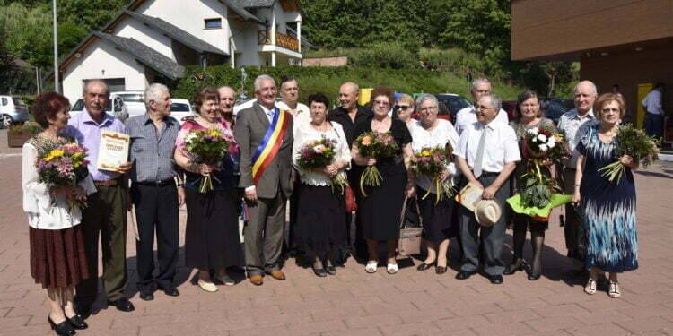 Promisiune: Transport public gratuit pentru pensionari