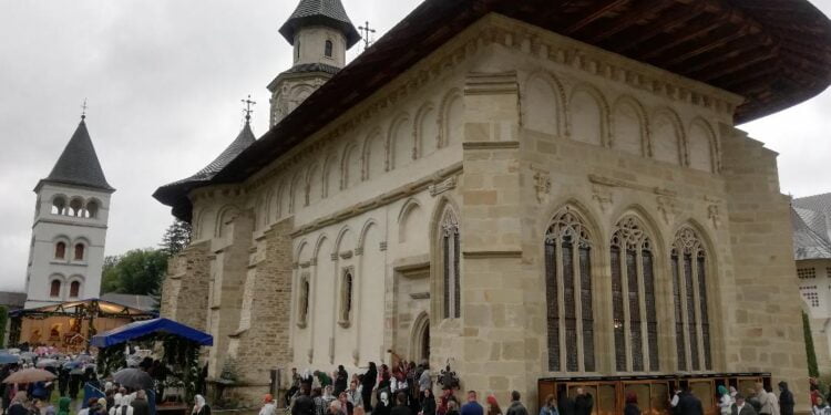 Top mănăstiri sucevene: Putna, Voroneț, Sucevița