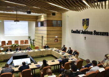 O slujbă pentru lux, alta pentru paragină