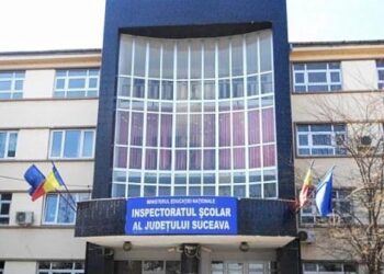 20 de posturi, ascunse de un director de școală