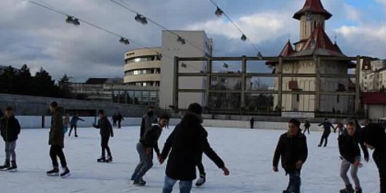 Lucrări de reparații la patinoar