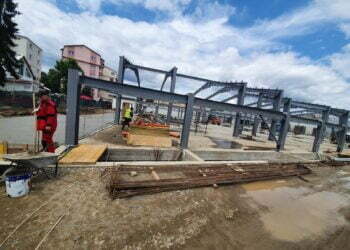 Bani cu împrumut pentru Piața Mică