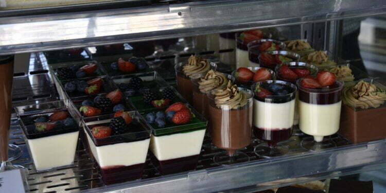 Prăjiturile din Suceava, comparabile cu cele din Europa