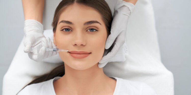 Cadoul tău pentru vară: mărirea buzelor cu acid hialuronic