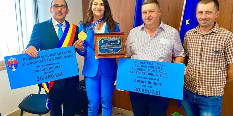 Campioana olimpică Ancuța Bodnar, premiată de comuna natală