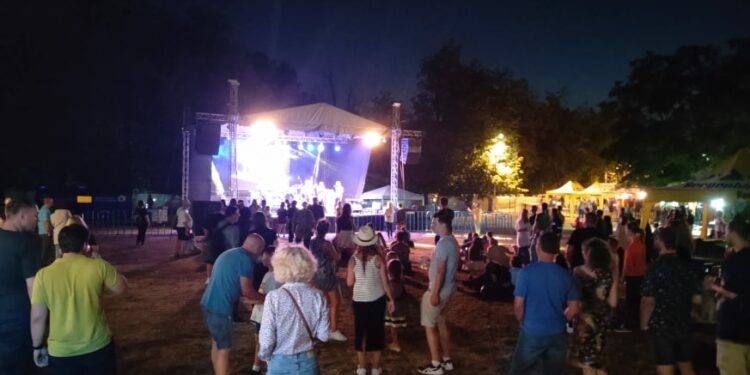 Primăria sponsorizează, festivalurile trebuie să ”crească”