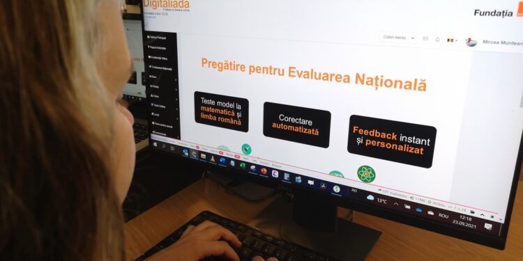 Școli din Putna și Gălănești, în programul Digitaliada