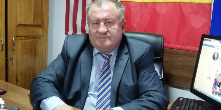 Terenuri pentru case de vacanță, la Cornu Luncii