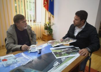 Întîlnire Vișniec-Loghin, discuții despre o trupă de teatru