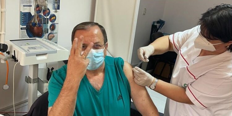 Flutur, a treia doză de vaccin