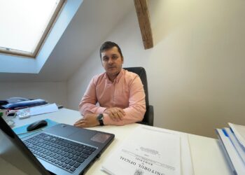 Pachete cu produse alimentare de la UE, rămase nedistribuite