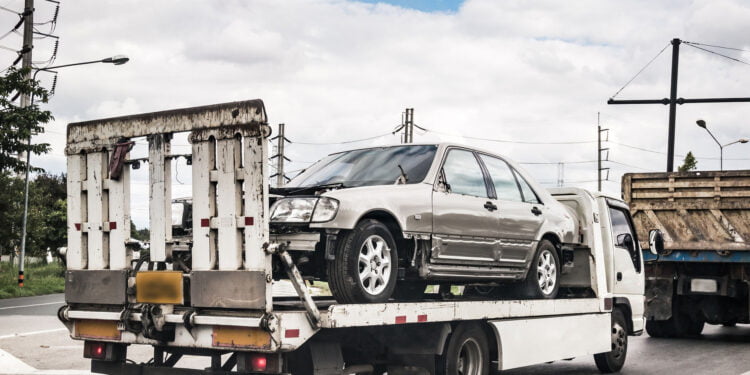 Alegerea firmei de tractări auto în 3 pași simpli