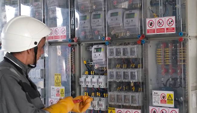 Delgaz Grid va monta 10.500 de contoare inteligente în Suceava