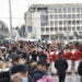 Festivalul ”Crăciun în Bucovina” din centrul Sucevei, în imagini cu urși, mascați și public
