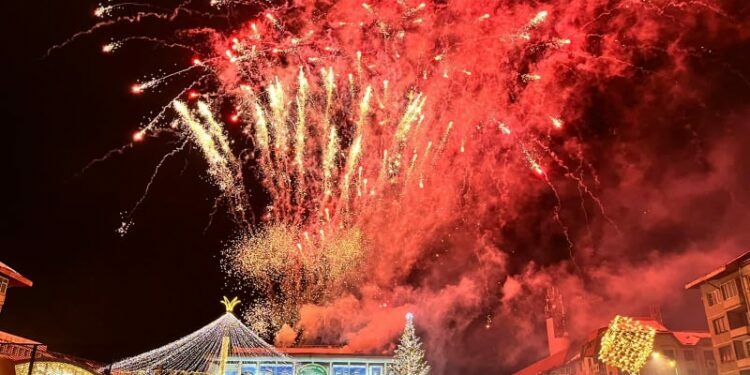 20 de polițiști locali, la cele 20 de minute de foc de artificii din centrul Sucevei