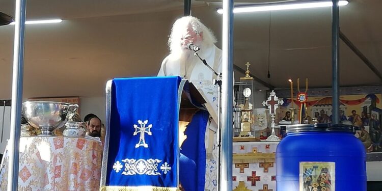 De Bobotează, credincioșii sînt așteptați la Sf. Ioan cu 20.000 de sticle cu apă sfințită •