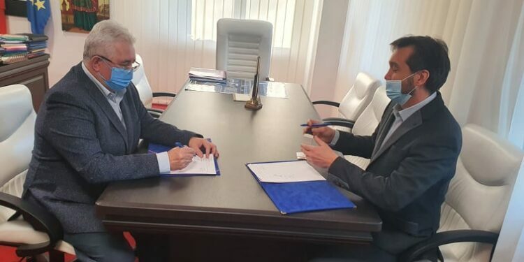 Contractul pentru elaborarea documentației tehnico-economice în vederea amenajării zonei de agrement din Parcul Șipote, semnat. Durata contractului, 24 de luni