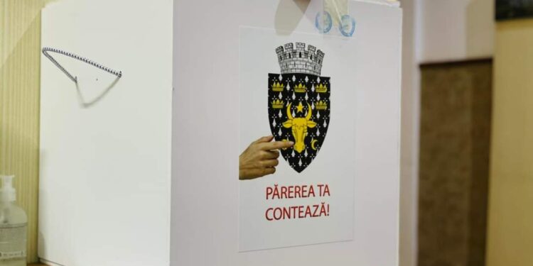 Rădăuțenii, chestionați în legătură cu calitatea serviciilor acordate de primărie. Oamenii nu trebuie să-și dezvăluie identitatea