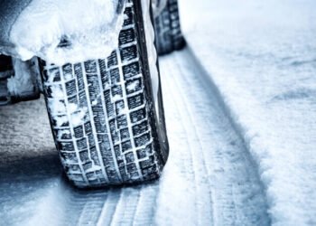 Ponturi utile ca să te ferești de falsificatorii anvelopelor de iarnă