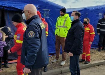 Raed Arafat: La Suceava au fost identificate 3.000 de locuri de cazare voluntară, adică oferite, din care 400 la una dintre mănăstiri