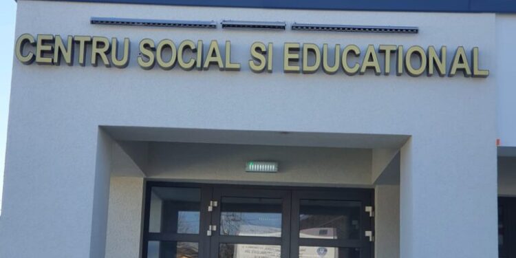 Din aprilie, o sală polivalentă pentru cinema, spectacole și conferințe, în cartierul Ițcani. Poliția locală și angajați ai primăriei vor avea birouri în clădire