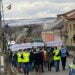 Protest la Siret pentru salvarea locurilor de muncă: „Vrem să muncim la Siret” și ” Industria lemnului nu e crimă”. Primarul Popoiu, alături de protestatari