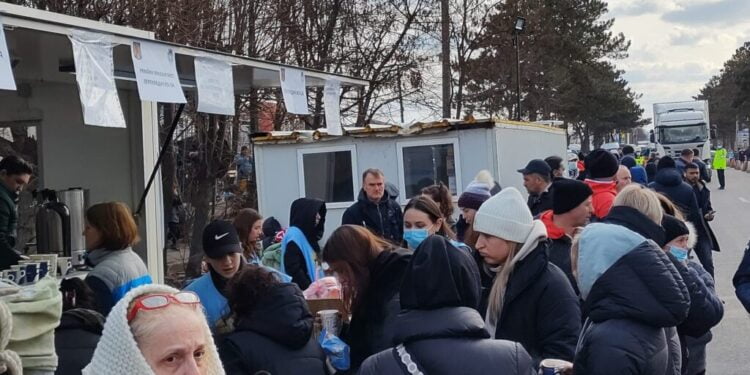 În internatele școlilor sucevene sînt 500 locuri de cazare, care, în caz de nevoie, ar putea fi ocupate de refugiați. Ion Lungu: Hotelurile sînt deja pline