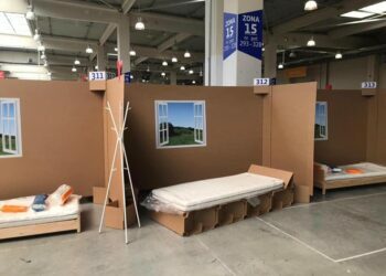 ”Ambro” Suceava va fabrica paturi pentru taberele de refugiați din Cernăuți