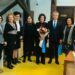 Ambasadorul Franței la București, Laurence Auer, vizită de 40 de minute la Alianța Franceză Suceava. Alianța și-a prezentat activitățile în contextul situației de criză de la granița de nord a României