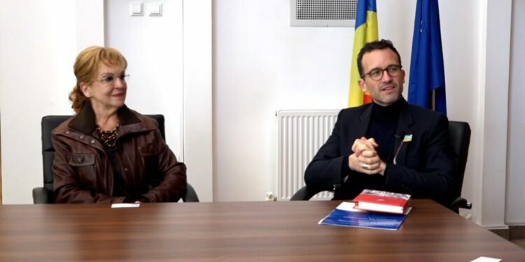 Directorul Instititului Francez, Julien Chiappone-Lucchesi, încîntat de București, Iași, Timișoara și Cluj, dar și de Suceava