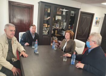 Alimente în valoare de 80.000 de lei, trimise de Suceava la Cernăuți cu sprijinul Fundației Umanitare