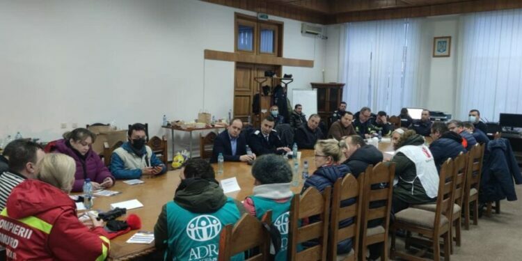 Transportatorii își cer banii pentru transportul refugiaților. Prefectura Suceava a trimis solicitarea Guvernului