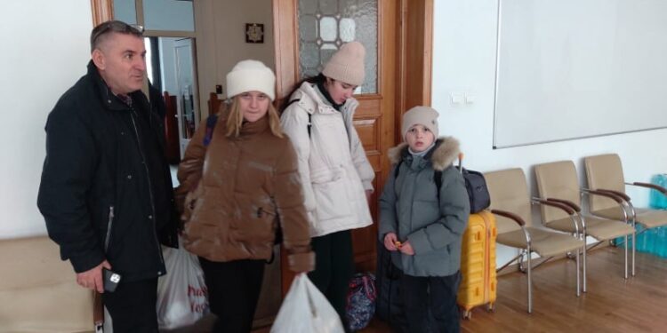 Angajații Primăriei Siret, program de 12-14 ore pe zi. Primarul Adrian Popoiu: Nici un efort din partea noastră nu este prea mare