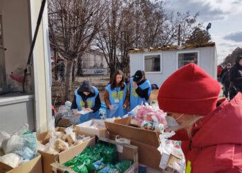 Sanda-Maria Ardeleanu: Profesorii și studenții au fiecare părticica lor de participare. Primim permanent fel de fel de mesaje din diverse direcții, care ne obligă să întindem o mînă de ajutor celor în necaz