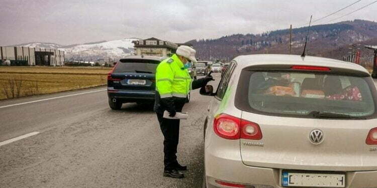 Pe la Siret au intrat, vineri, 4.133 de ucraineni și au ieșit 866