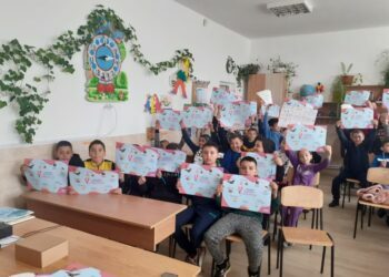 Ateliere de educație financiară susținute de BCR, pentru sute de elevi din 7 școli sucevene