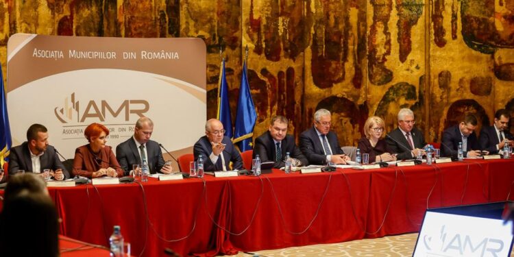 Primarul Sucevei, la o ședință în care s-a discutat despre programul de casare a mașinilor mai vechi de 15 ani: 1.500 de la primărie, 1.500 de la Mediu