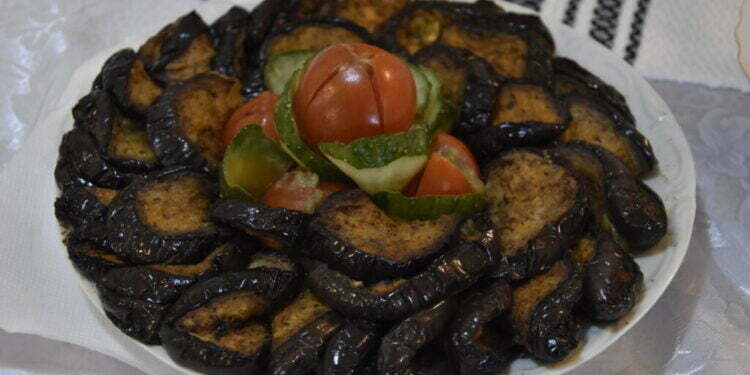 Mici din bureți și ciorbă cu ciuperci pleurotus, în loc de burtă, la un festival organizat la Adîncata (FOTO)