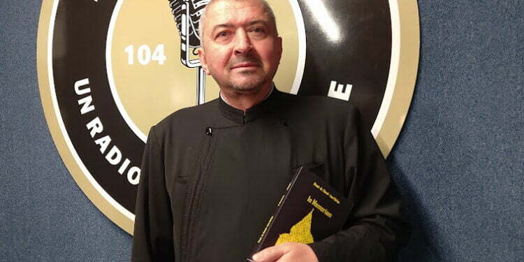 Preotul Viorel Vârlan, autorul cărții ”In Memoriam. Dialoguri”: Cartea conține 33 de dialoguri. 33 reprezintă anii Mîntuitorului, vîrsta punerii pe cruce