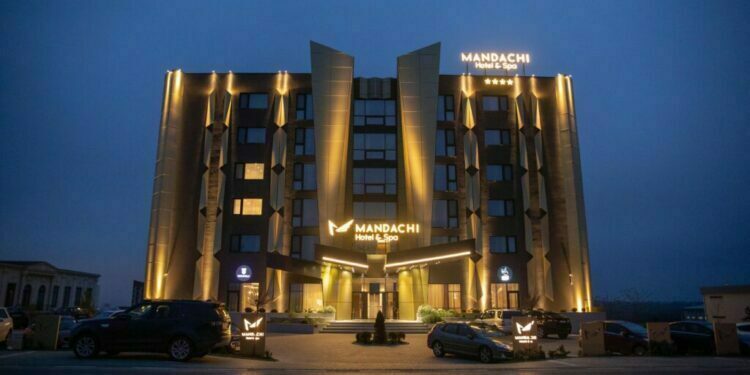 Hotelul lui Ștefan Mandachi, nominalizat în premieră la premiile excelenței în industria hotelieră