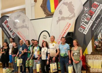 Alergători montani premiați în cadrul unui eveniment organizat la Vatra Dornei
