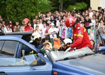 1.400 de elevi, la o acțiune antiviolență, antitutun și antialcool, și pentru prevenirea accidentelor rutiere (FOTO)