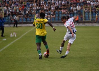 Suceava, fără fotbal de liga a II-a încă un an. Nu fiți supărați pe jucători! Conducerea clubului și Ivan Gvozdenovic poartă vina ratării. Foresta, pe punctul de a se desființa  (FOTO)