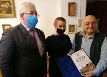 Maestrul George Sîrbu a trecut la cele veșnice, la vîrsta de 85 de ani. Corpul neînsuflețit va fi depus la Biserica ”Sfînta Înviere” din Suceava