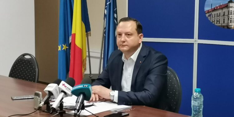 Prefectul Moldovan a cerut încă 8 posturi pentru Pașapoarte. Vrea punct de lucru la Rădăuți