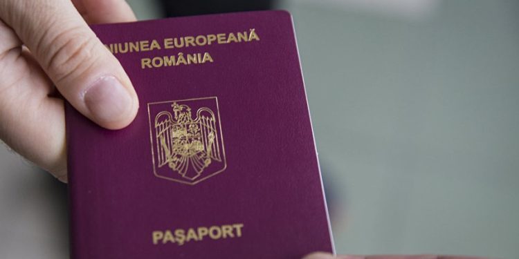 De Ziua Copilului, minorii sînt așteptați să-și facă pașapoarte