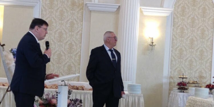 Zilele Medicale ale Sucevei: Moment de reculegere în memoria medicilor care în 2022 au plecat le cele veșnice. La manifestările cu tema ”Medicina bazată pe dovezi” sînt prezenți nu mai puțin de 5 membri ai Academiei de Științe Medicale, în frunte cu profesorul Mircea Beuran