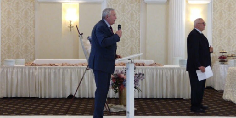 Zilele Medicale ale Sucevei: Moment de reculegere în memoria medicilor care în 2022 au plecat le cele veșnice. La manifestările cu tema ”Medicina bazată pe dovezi” sînt prezenți nu mai puțin de 5 membri ai Academiei de Științe Medicale, în frunte cu profesorul Mircea Beuran