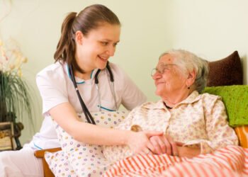 Fundația Anastasie Crimca, un an de activitate în sprijinul persoanelor defavorizate ori bolnave